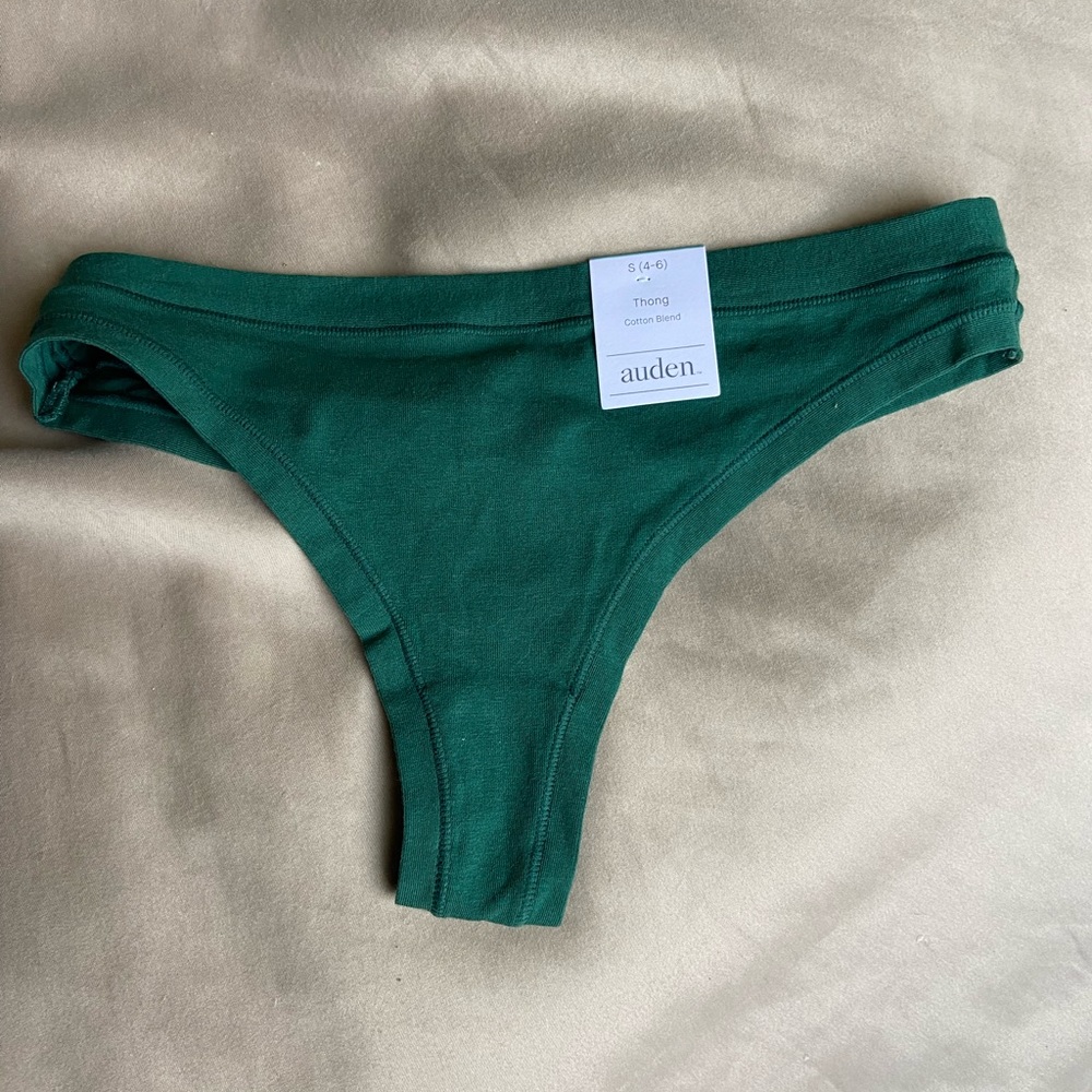 Women’s ww green thong panty